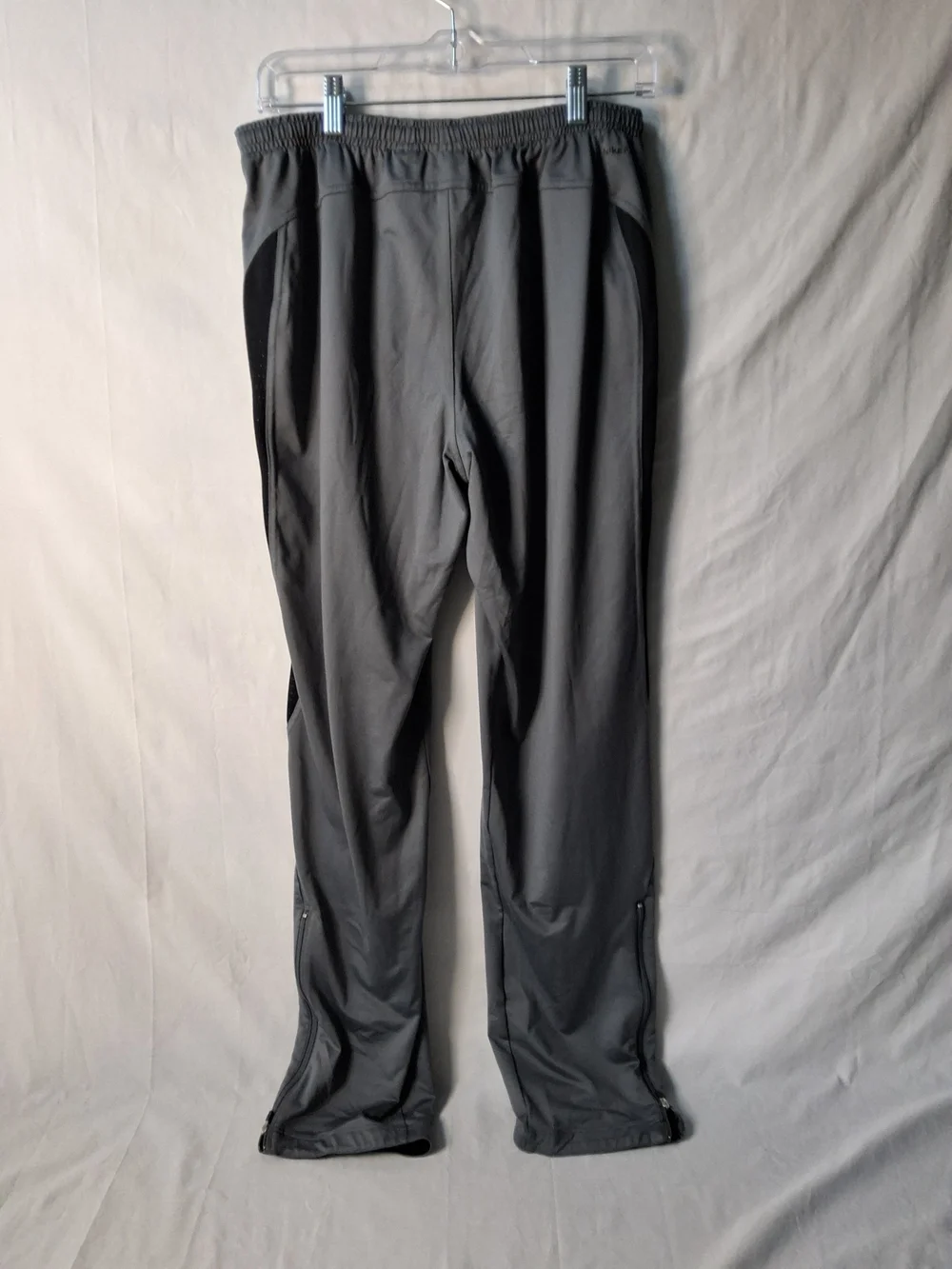 Nike Men's‎ Gray Athletic Joggers
